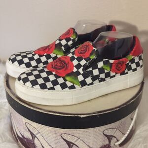 - DKNY Black White Roses Sneakers